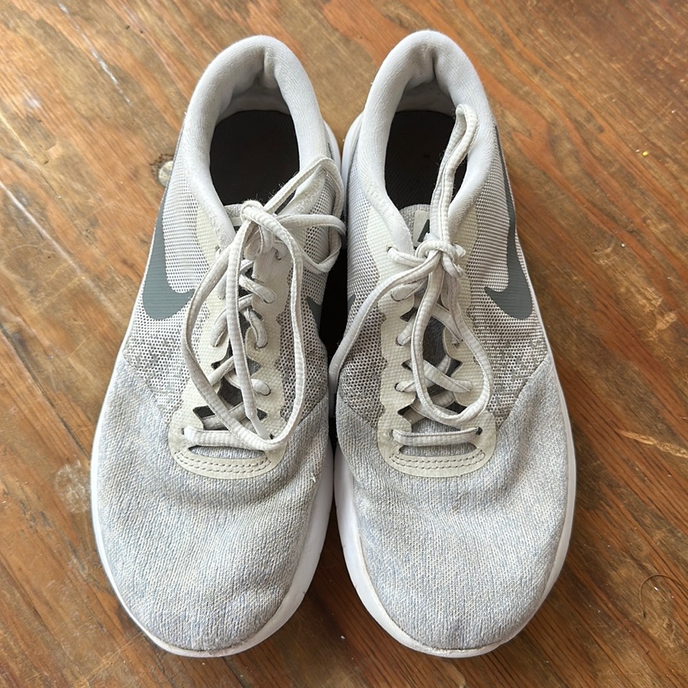 Nike White Women's Sneakers